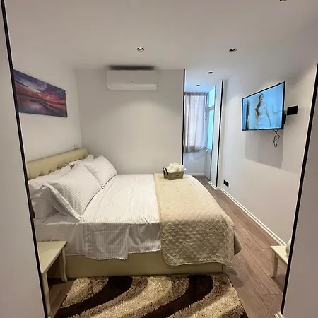 Apartment Heart Of *